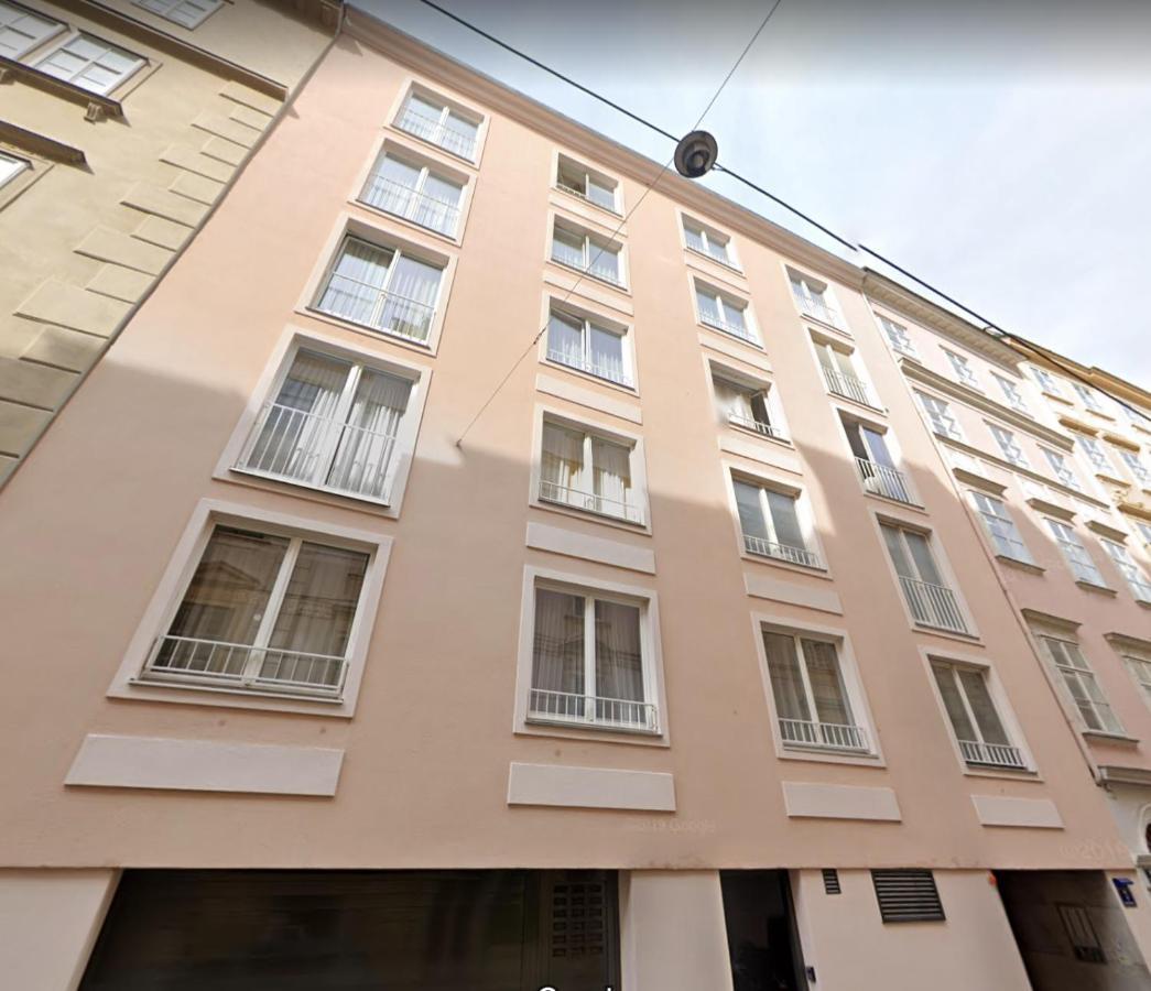 Central Living - Stephansdom Apartments Вена Экстерьер фото