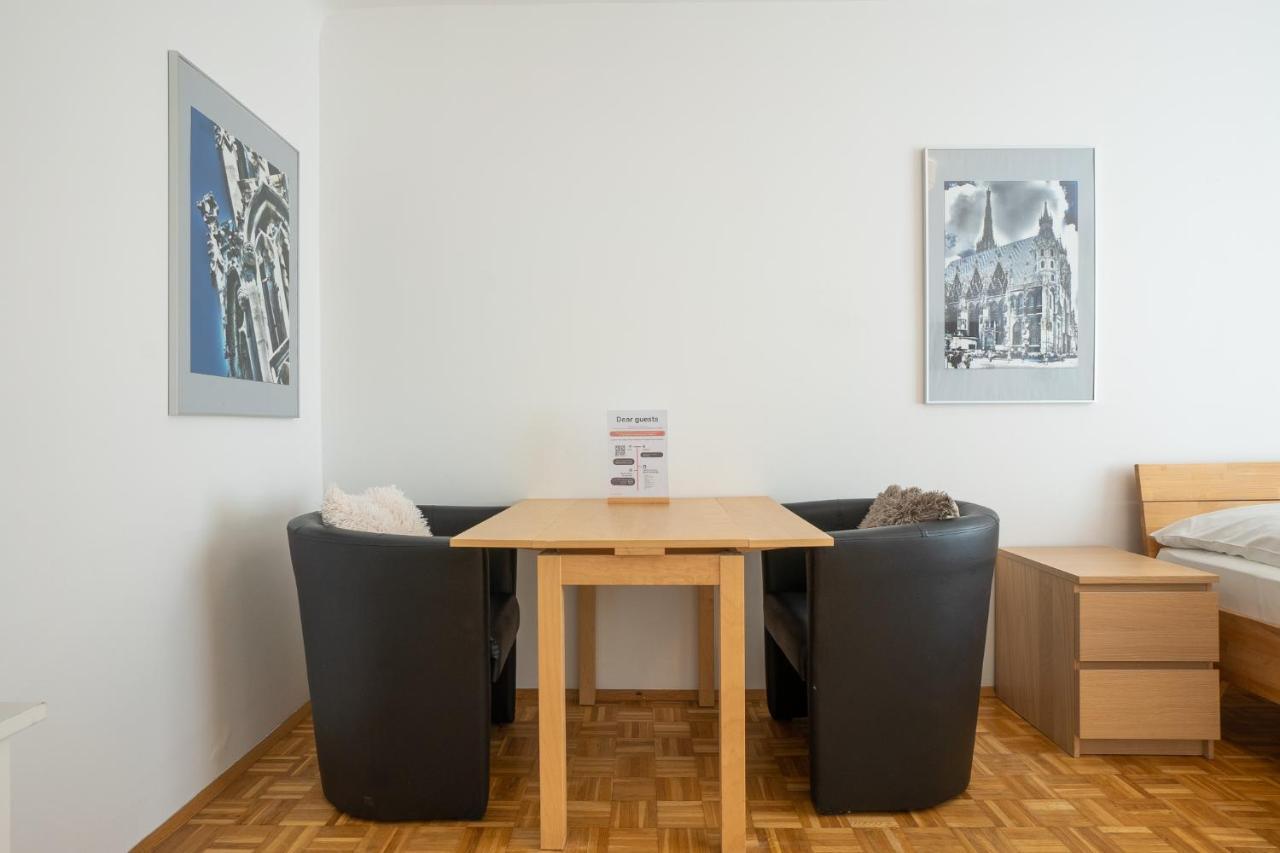 Central Living - Stephansdom Apartments Вена Экстерьер фото