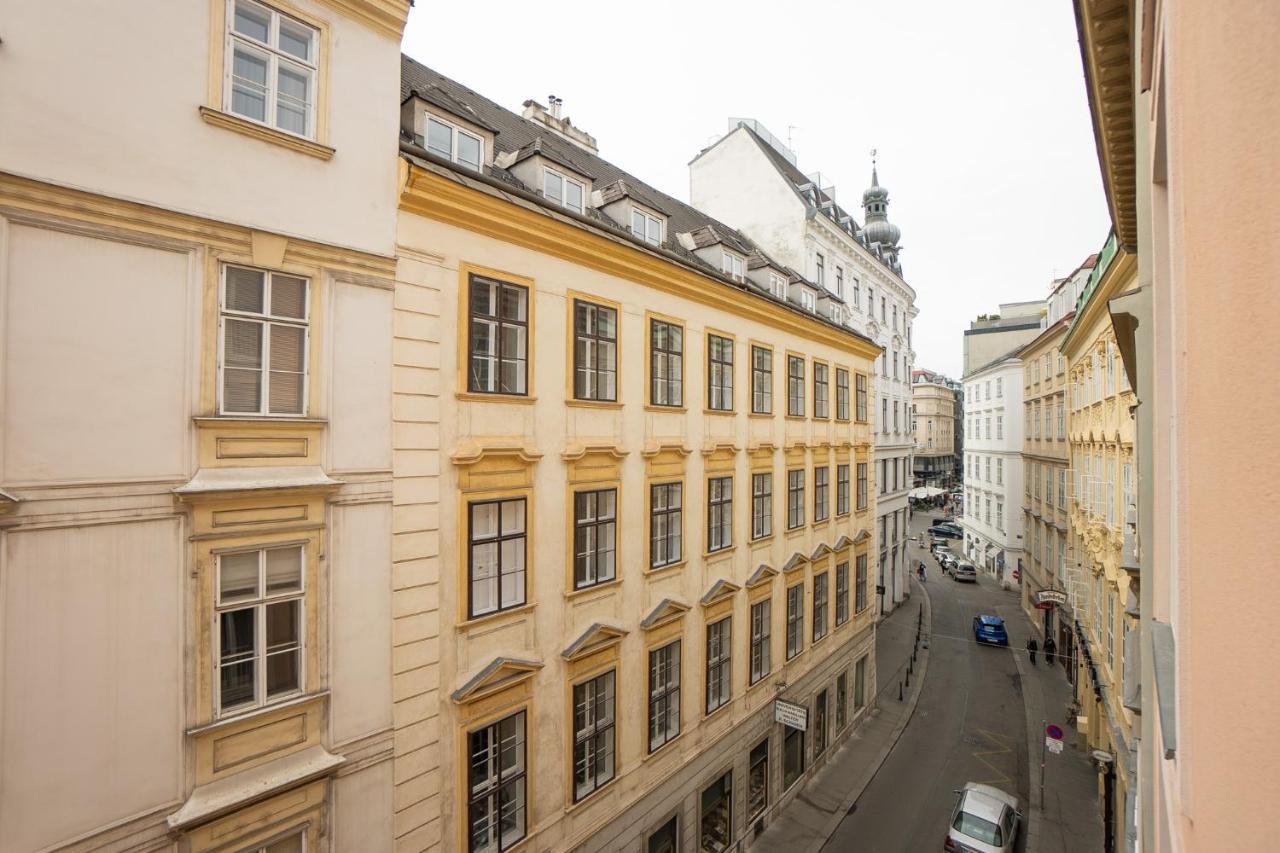 Central Living - Stephansdom Apartments Вена Экстерьер фото