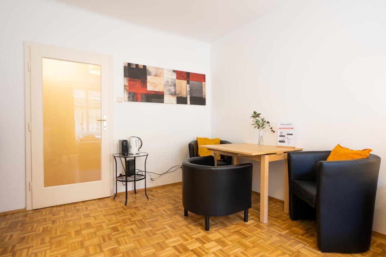 Central Living - Stephansdom Apartments Вена Экстерьер фото